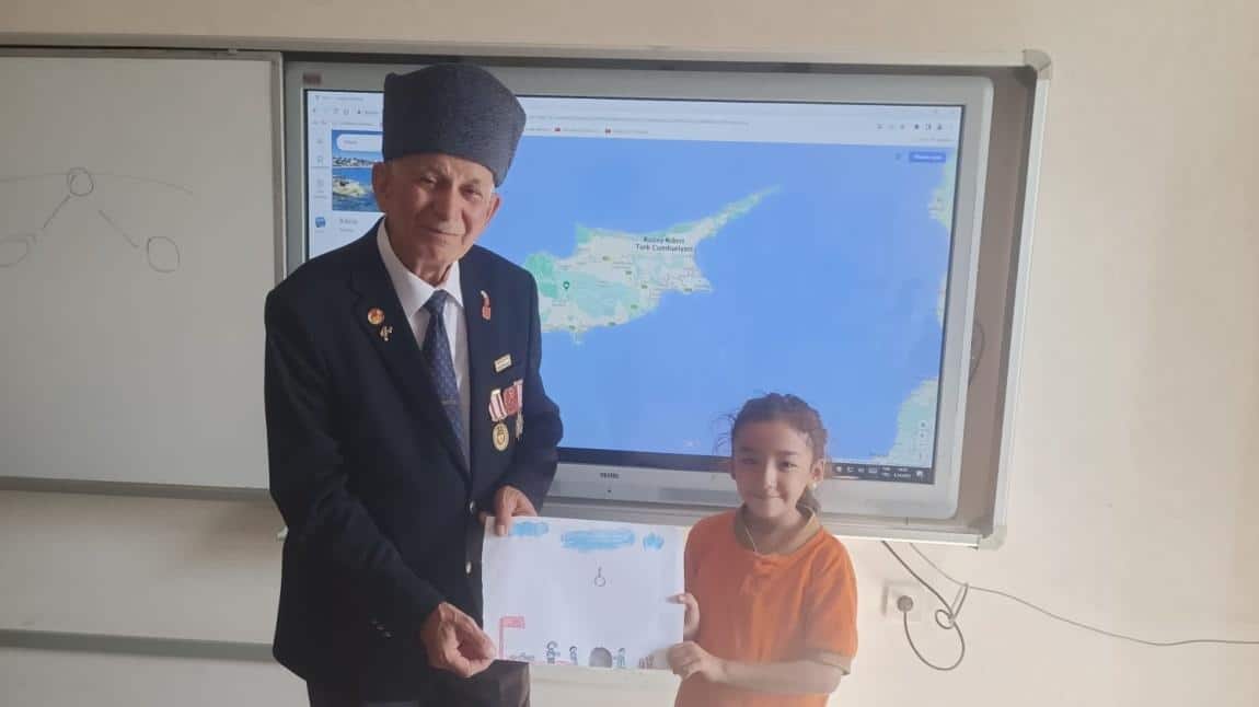 Kıbrıs Gazisi Kadir Amca'dan okulumuza ziyaret